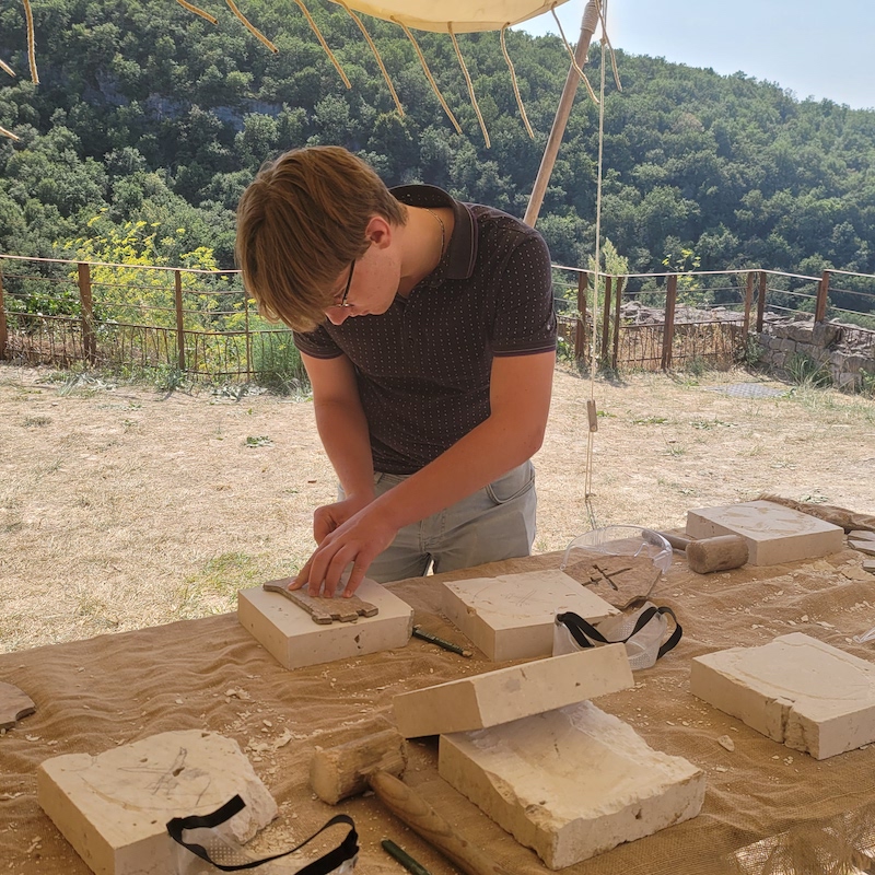 Stone Cutting at Penne 2