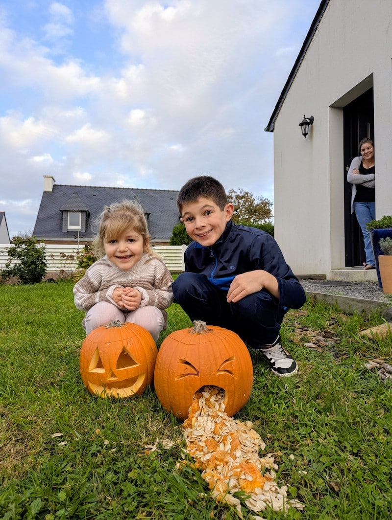 PXL_20251031_160754641.RAW-01.MP.COVER~2