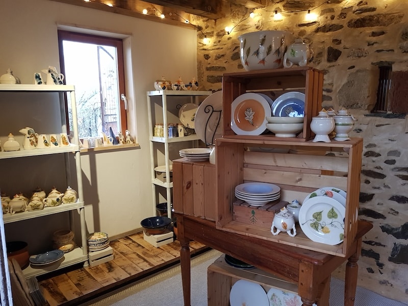 pottery