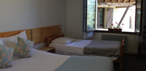 Bedroom-rm11.jpg